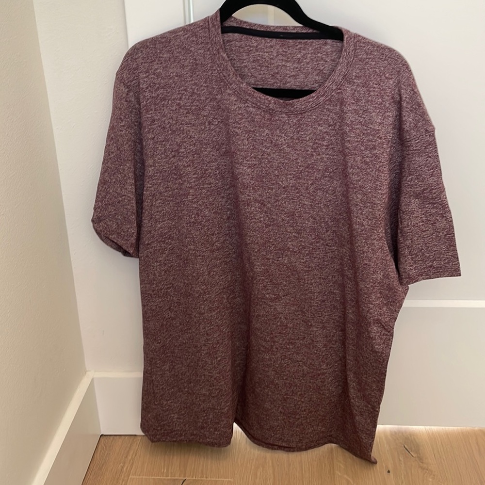 Lululemon Mens XL T- Shirt